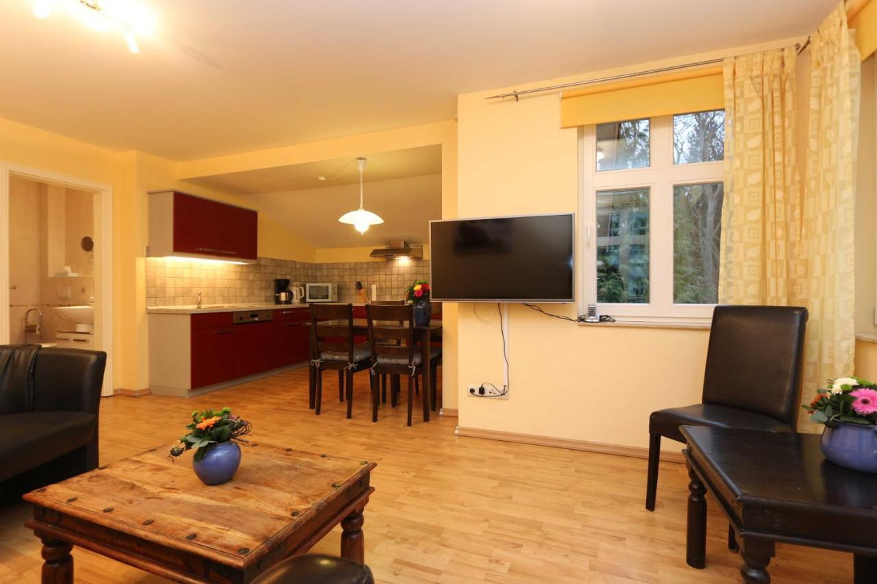 "Haus Am Wald" Strandnah - Fewo Cc Zinnowitz Exterior foto